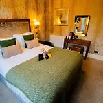 The Cranleigh Boutique Hotel 4*