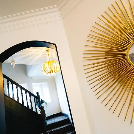 The Cranleigh Boutique Hotel 4*