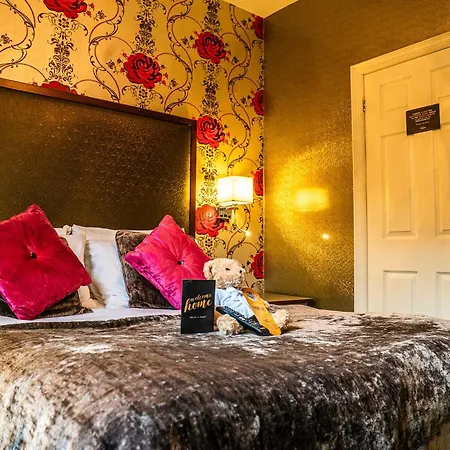 Hotel The Cranleigh Boutique 4*