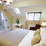 The Cranleigh Boutique 4*