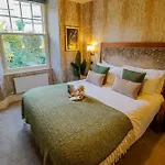 Hotel The Cranleigh Boutique 4*