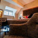 The Cranleigh Boutique 4*