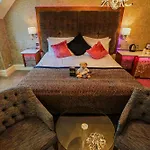 The Cranleigh Boutique Hotel