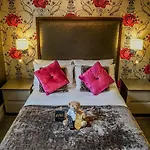 The Cranleigh Boutique Hotel
