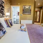The Cranleigh Boutique 4*