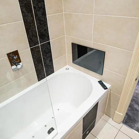 The Cranleigh Boutique Hotel