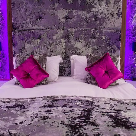 Otel The Cranleigh Boutique 4*