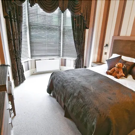 The Cranleigh Boutique 4*