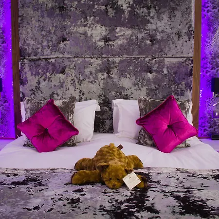 Otel The Cranleigh Boutique 4*