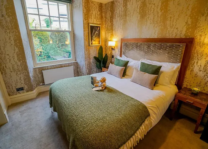 Hotel The Cranleigh Boutique 4*