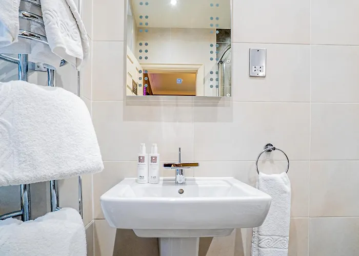 The Cranleigh Boutique 4* Bowness-on-Windermere